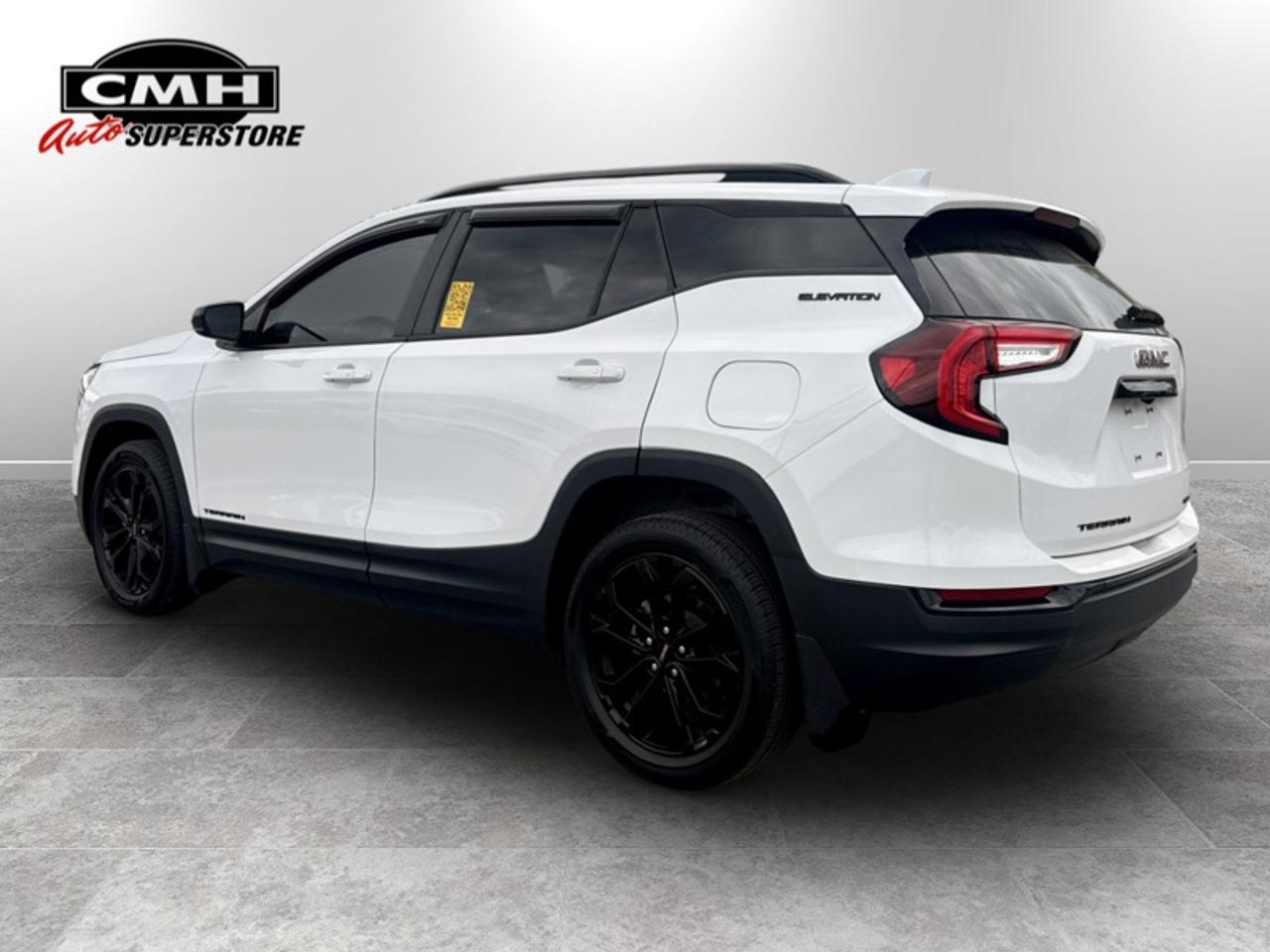 2022 GMC Terrain SLE Elevation  **LOW MILEAGE** Photo3