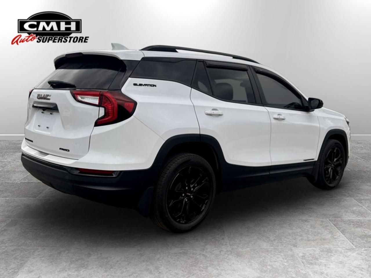 2022 GMC Terrain SLE Elevation  **LOW MILEAGE** Photo