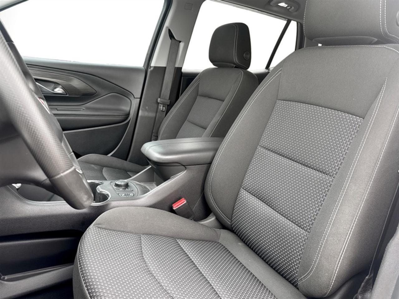 2022 GMC Terrain SLE Elevation  **LOW MILEAGE** Photo