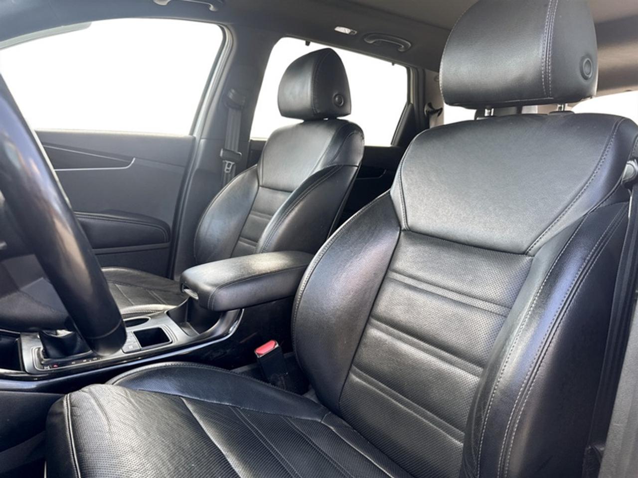 2019 Kia Sorento SX  *28 SERV. RECORDS - CLEAN CARFAX* Photo