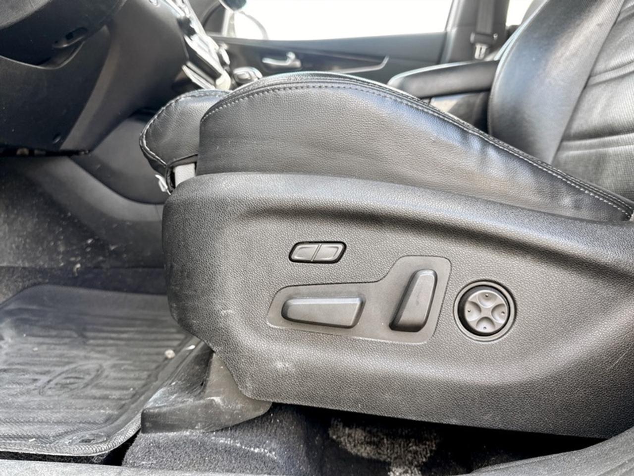 2019 Kia Sorento SX  *28 SERV. RECORDS - CLEAN CARFAX* Photo