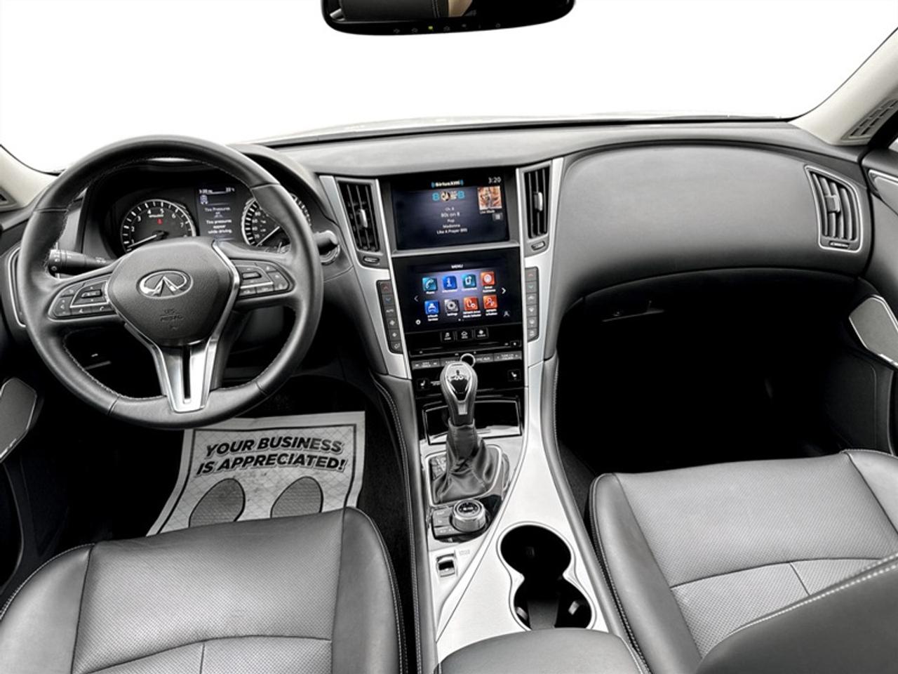 2022 Infiniti Q50 LUXE  **ONE OWNER - LOW KMS** Photo