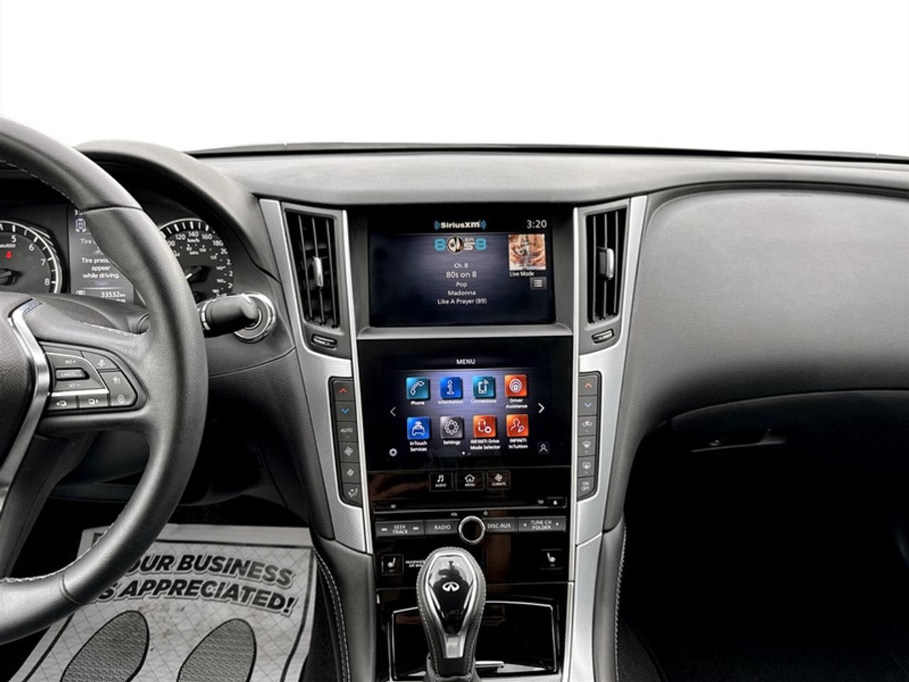 2022 Infiniti Q50 LUXE  **ONE OWNER - LOW KMS** Photo
