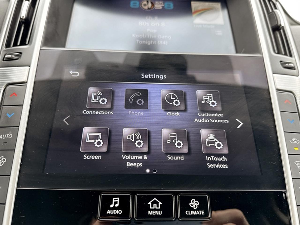 2022 Infiniti Q50 LUXE  **ONE OWNER - LOW KMS** Photo