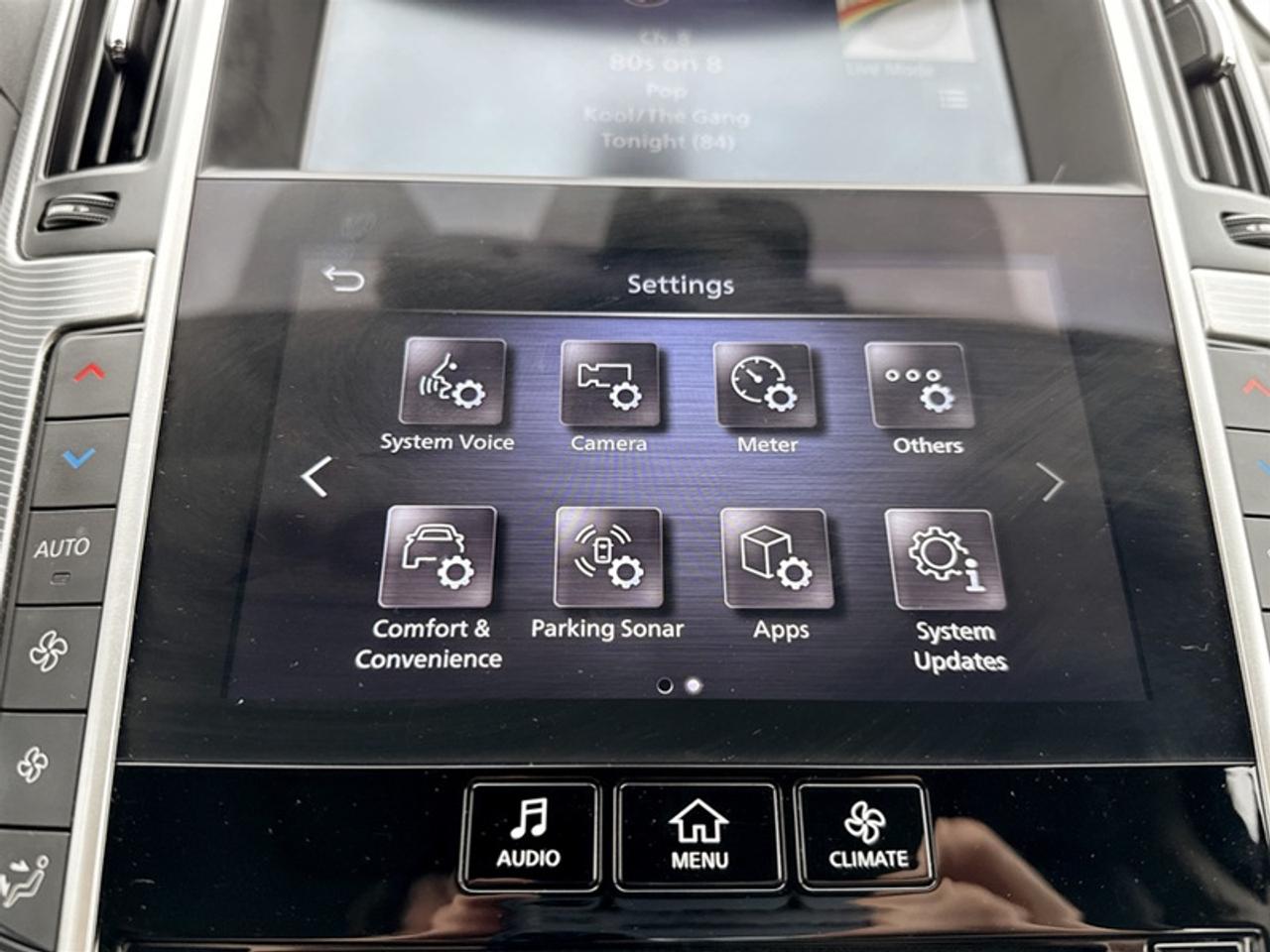 2022 Infiniti Q50 LUXE  **ONE OWNER - LOW KMS** Photo
