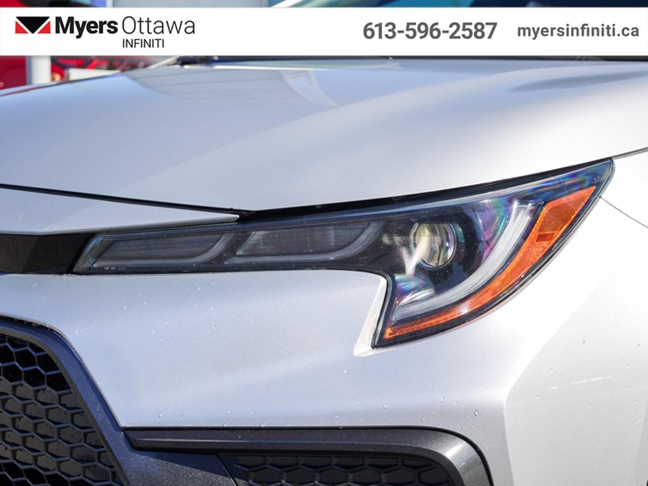 2021 Toyota Corolla XSE CVT  Navi, Sunroof, Heated Steering Wheel Photo