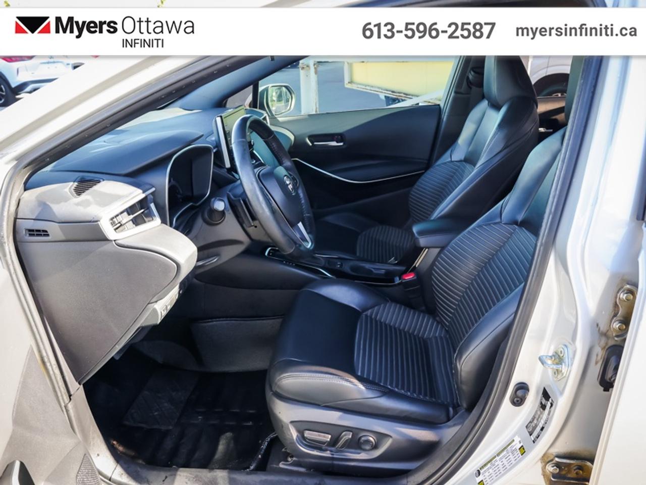 2021 Toyota Corolla XSE CVT  Navi, Sunroof, Heated Steering Wheel Photo