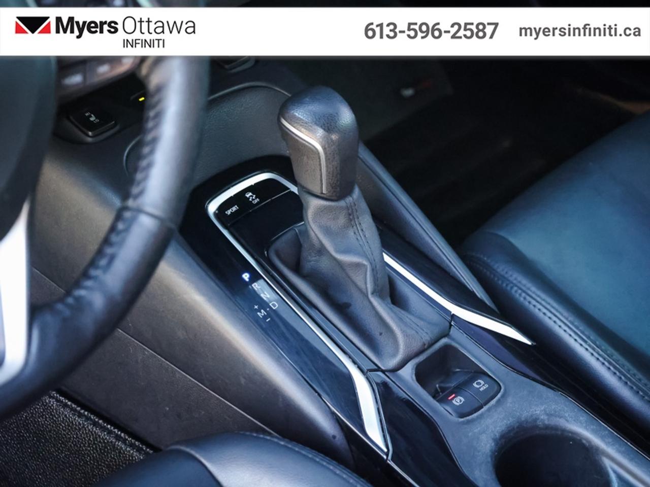 2021 Toyota Corolla XSE CVT  Navi, Sunroof, Heated Steering Wheel Photo