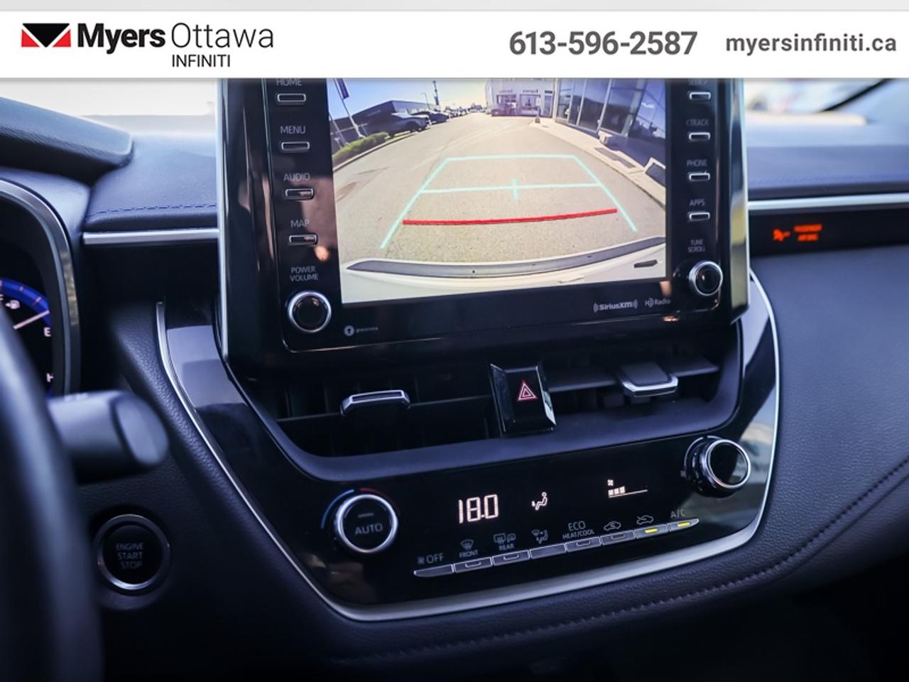 2021 Toyota Corolla XSE CVT  Navi, Sunroof, Heated Steering Wheel Photo