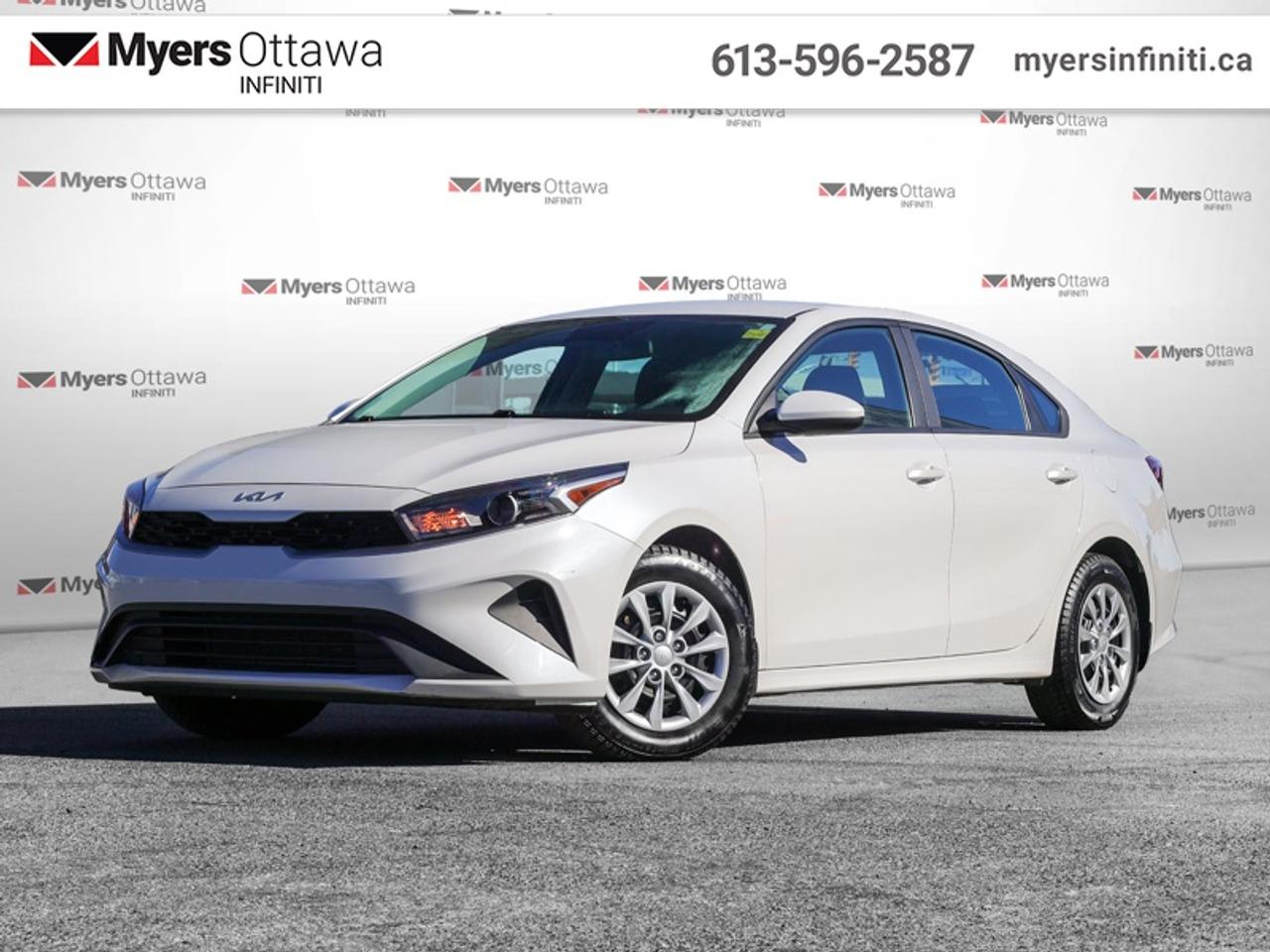 2023 Kia Forte LX   Fuel Sipper, Heated Seats, Low KM'S!! Photo0