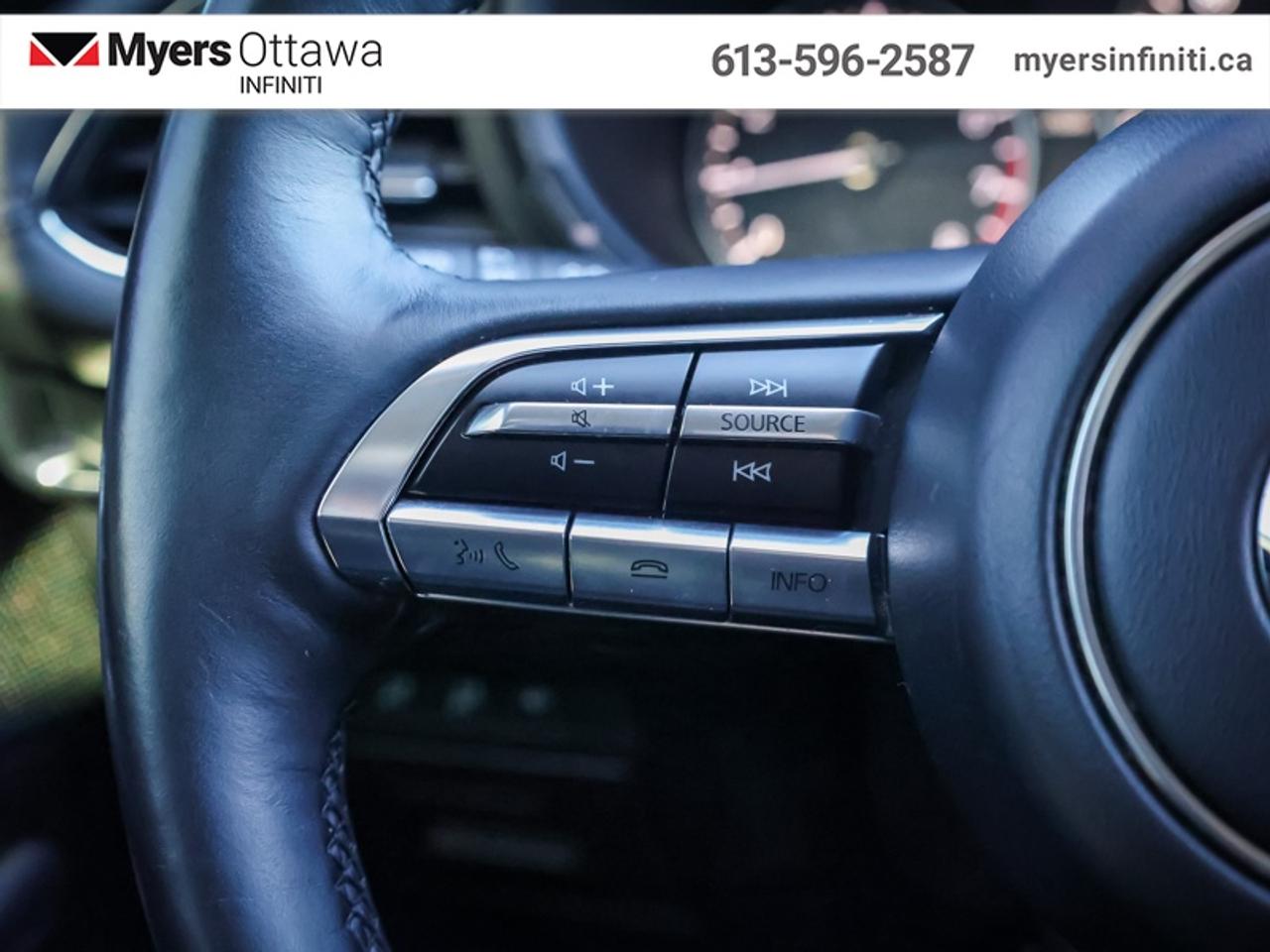 2022 Mazda MAZDA3 GT  Leather, Sunroof, Heated Seats. Photo
