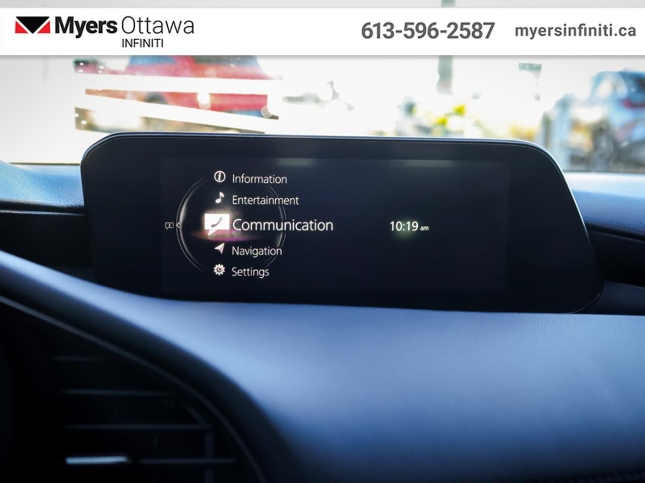 2022 Mazda MAZDA3 GT  Leather, Sunroof, Heated Seats. Photo