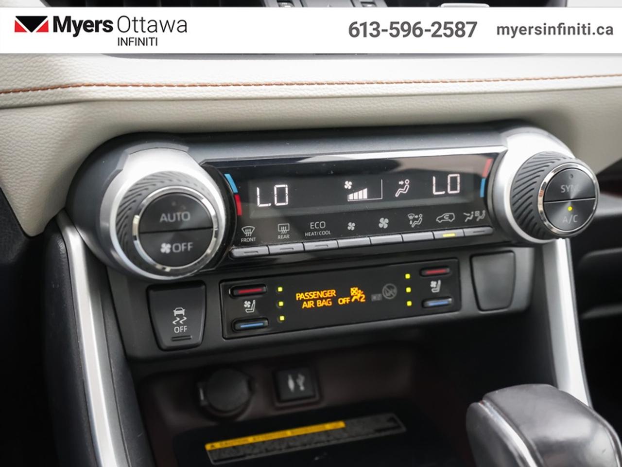 2019 Toyota RAV4 AWD Limited  Heated leather, Sunroof, Low Mileage!! Photo