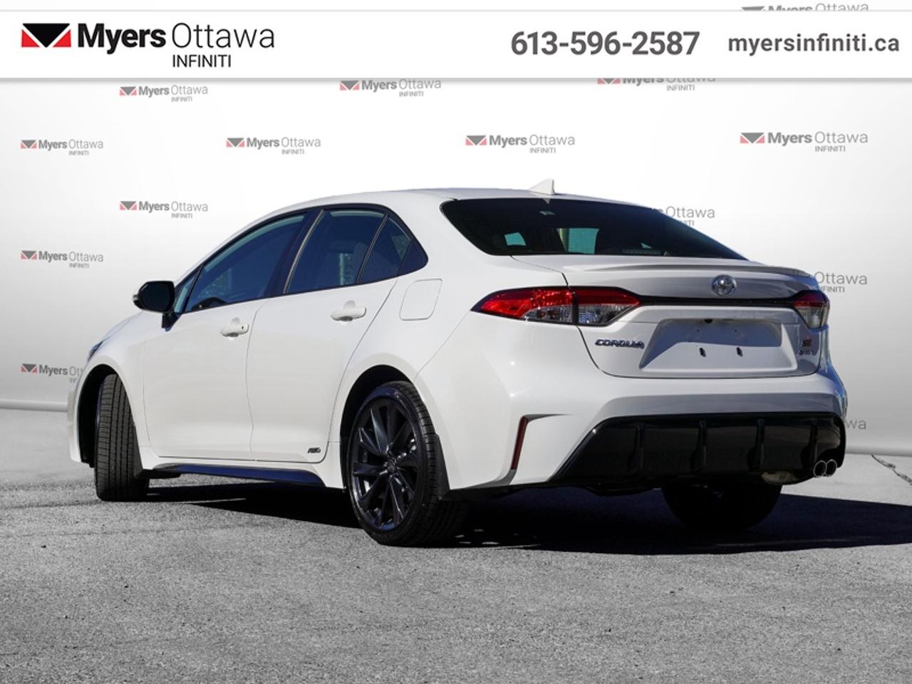 2026 Toyota Corolla Hybrid SE AWD  Sunroof, Like New!! LOW kms!! Photo