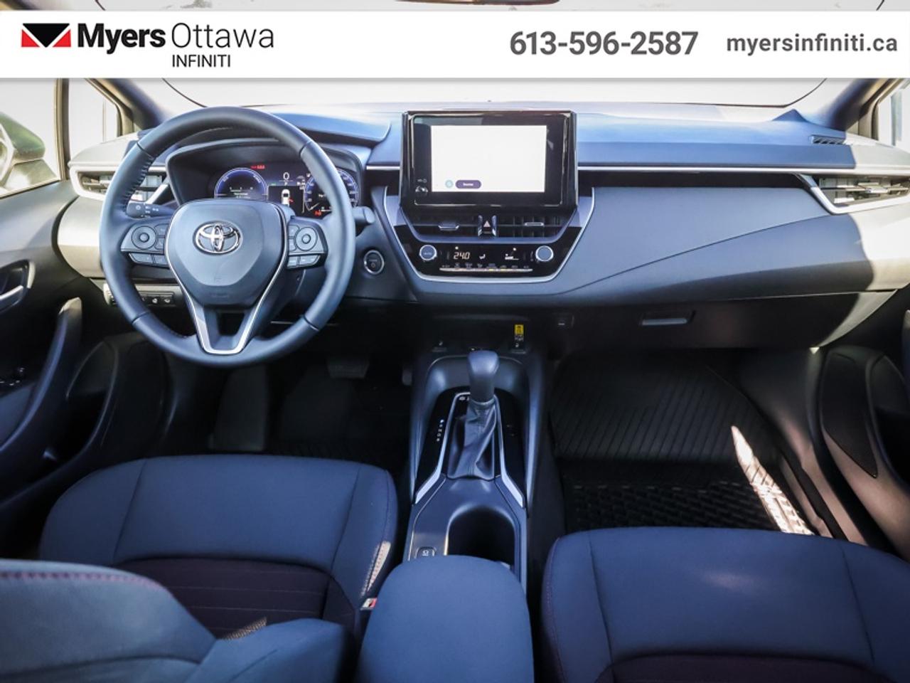 2026 Toyota Corolla Hybrid SE AWD  Sunroof, Like New!! LOW kms!! Photo