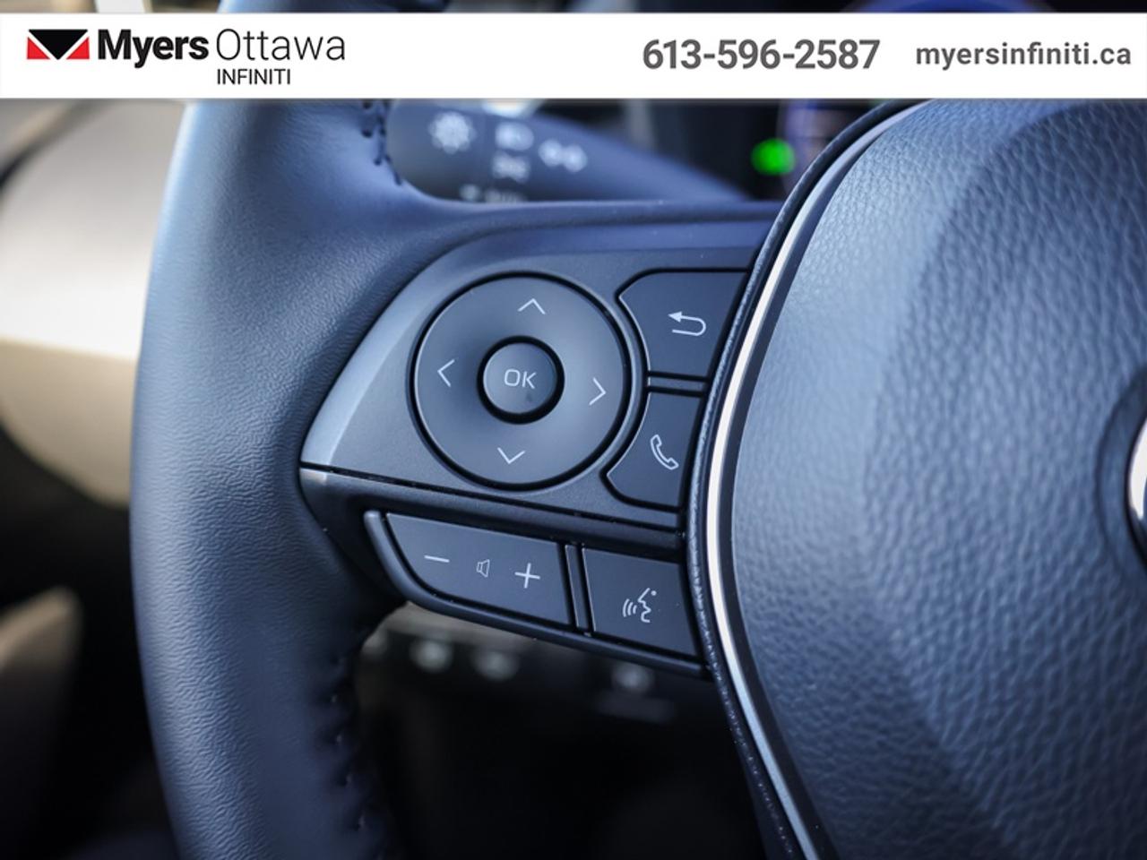 2026 Toyota Corolla Hybrid SE AWD  Sunroof, Like New!! LOW kms!! Photo