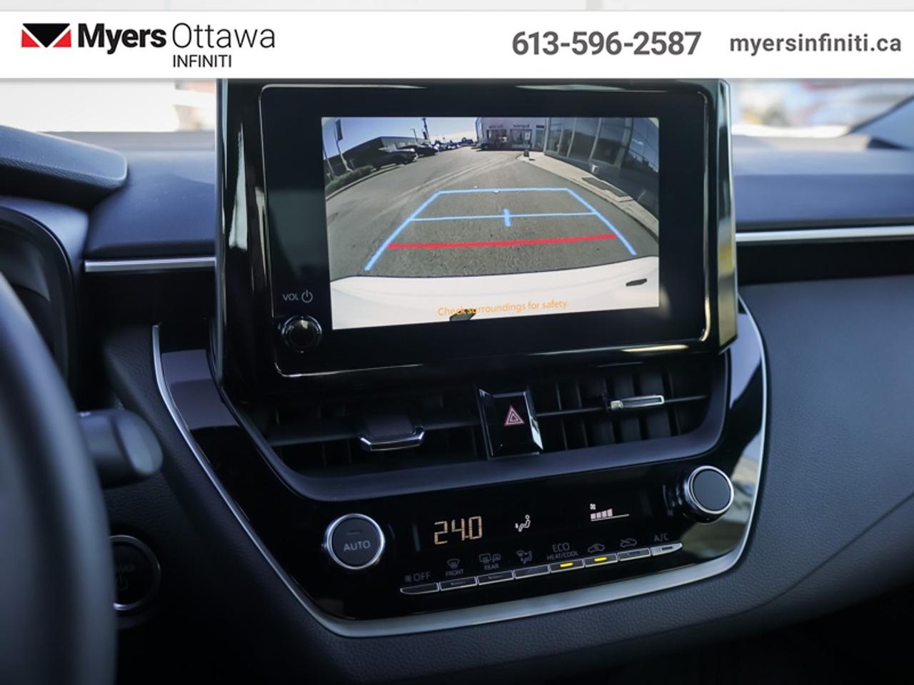 2026 Toyota Corolla Hybrid SE AWD  Sunroof, Like New!! LOW kms!! Photo