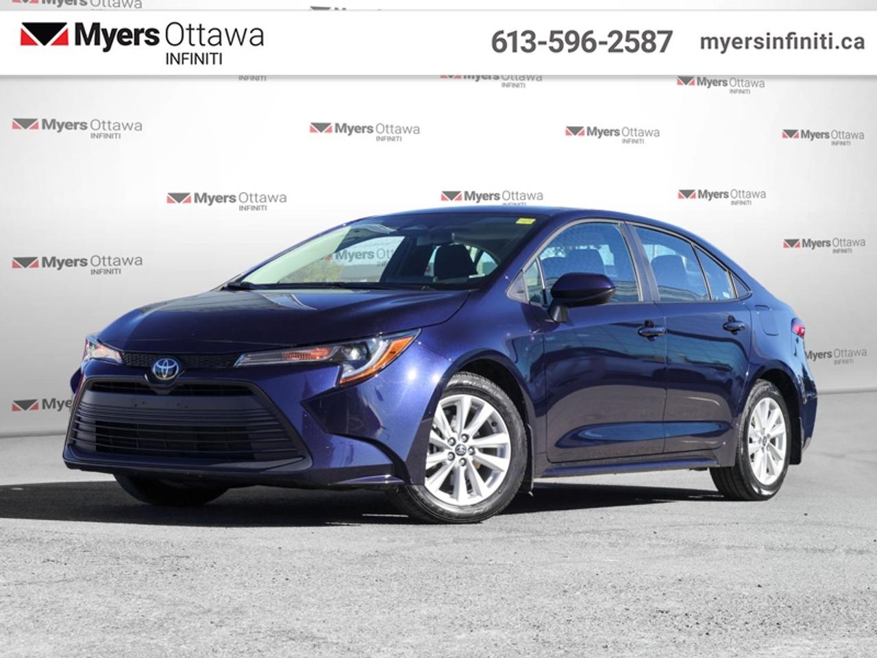 2026 Toyota Corolla LE  Sunroof, Heated Seats, Low KMS!! Photo0