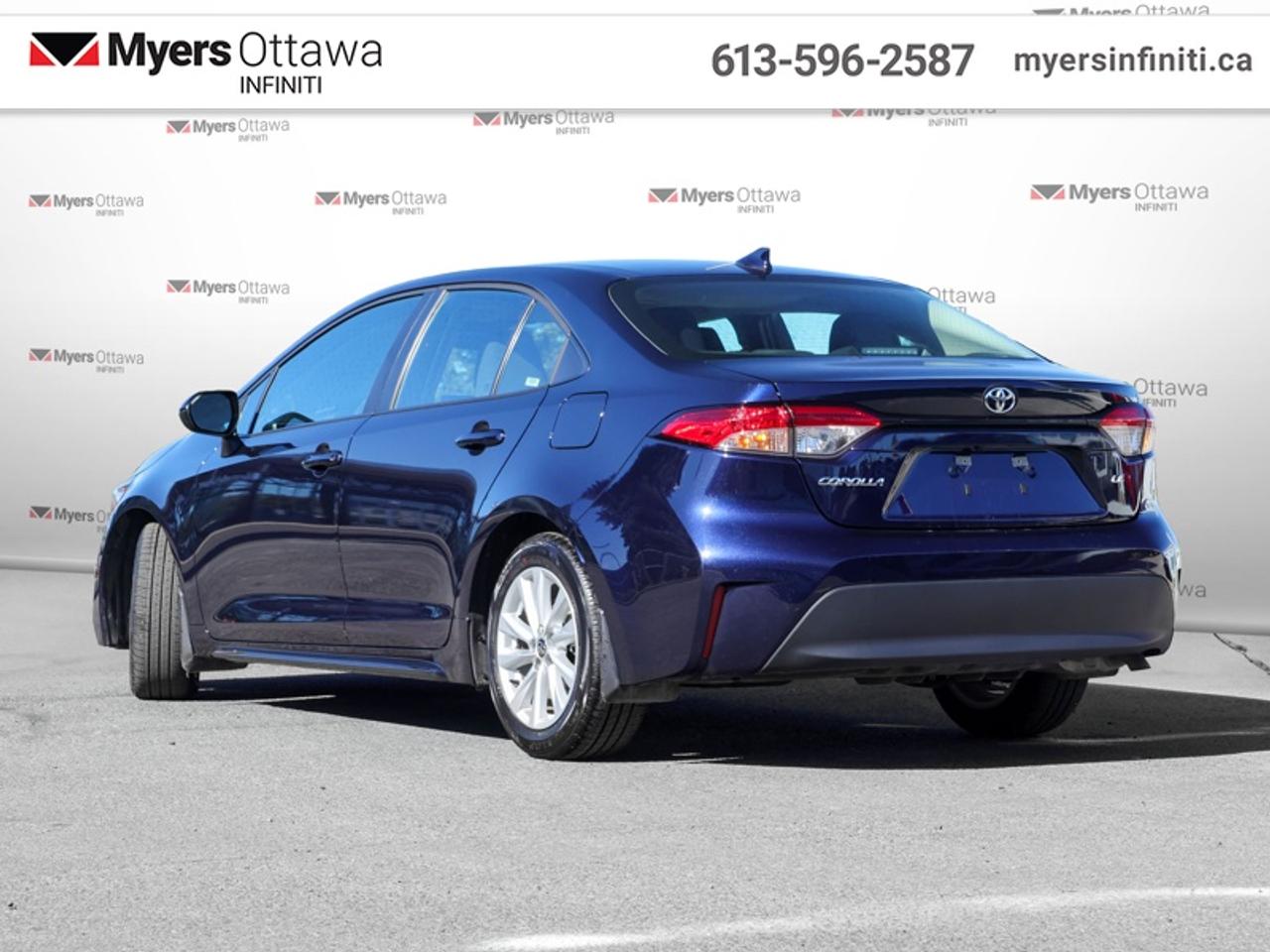 2026 Toyota Corolla LE  Sunroof, Heated Seats, Low KMS!! Photo