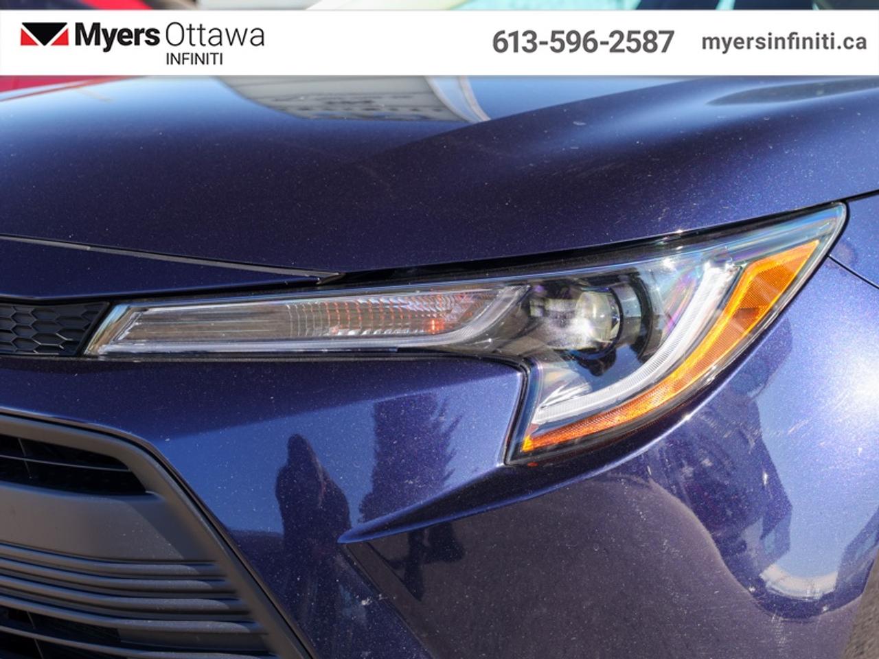 2026 Toyota Corolla LE  Sunroof, Heated Seats, Low KMS!! Photo