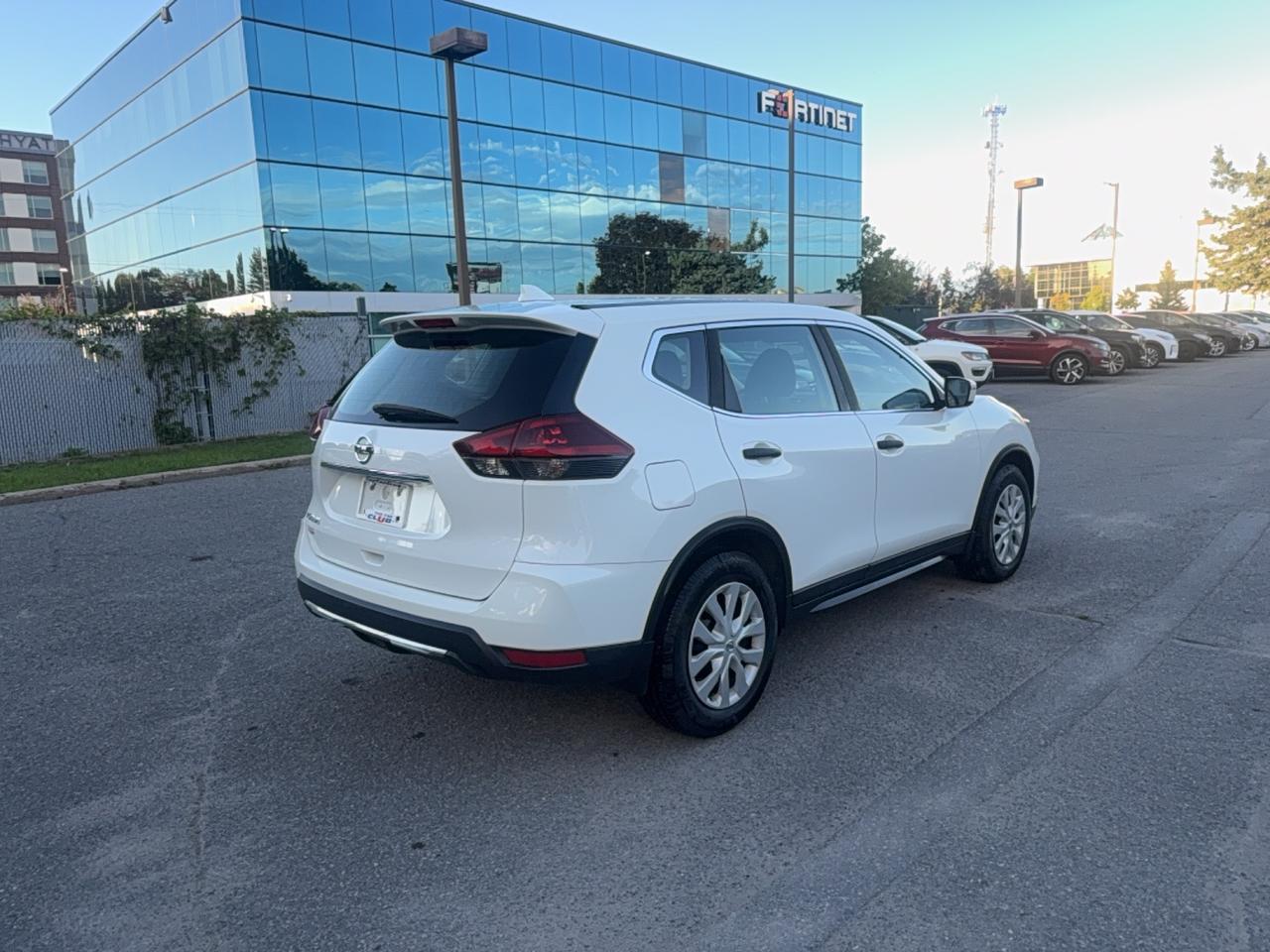2019 Nissan Rogue S