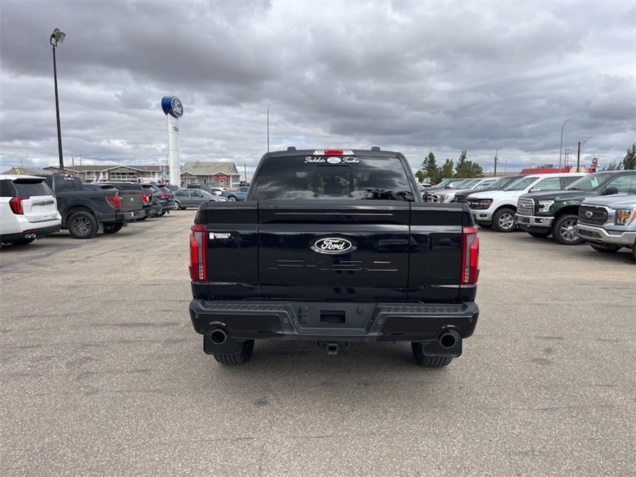 2026 Ford F-150 LARIAT  - Sunroof Photo5