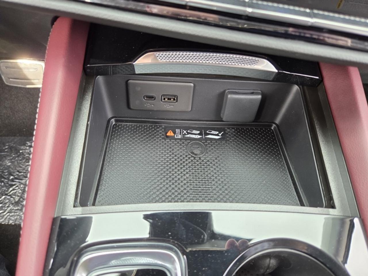 2026 Buick Envision Sport Touring  - Leather Seats Photo