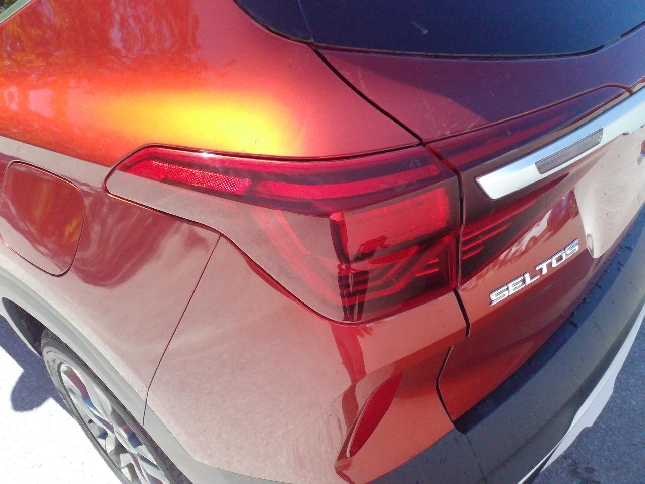 2021 Kia Seltos EX Photo