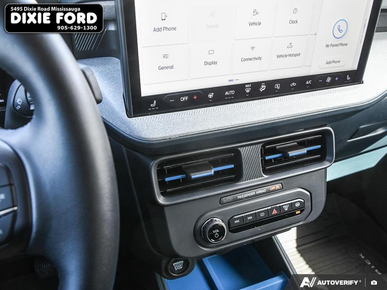 2025 Ford Maverick XLT Photo