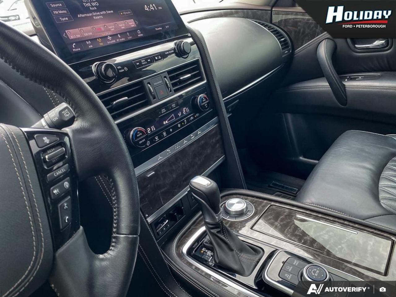2022 Nissan Armada Platinum Photo