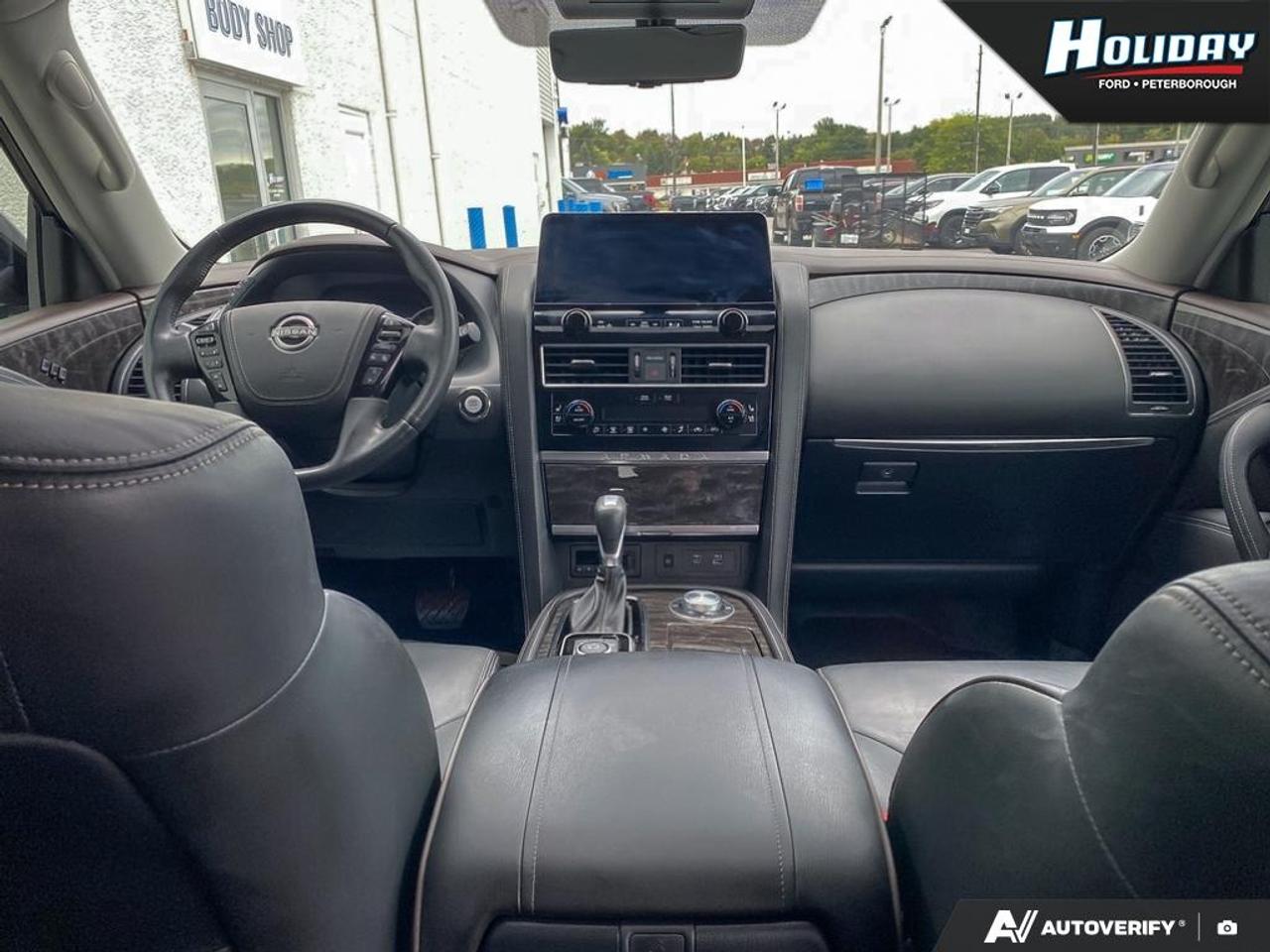2022 Nissan Armada Platinum Photo