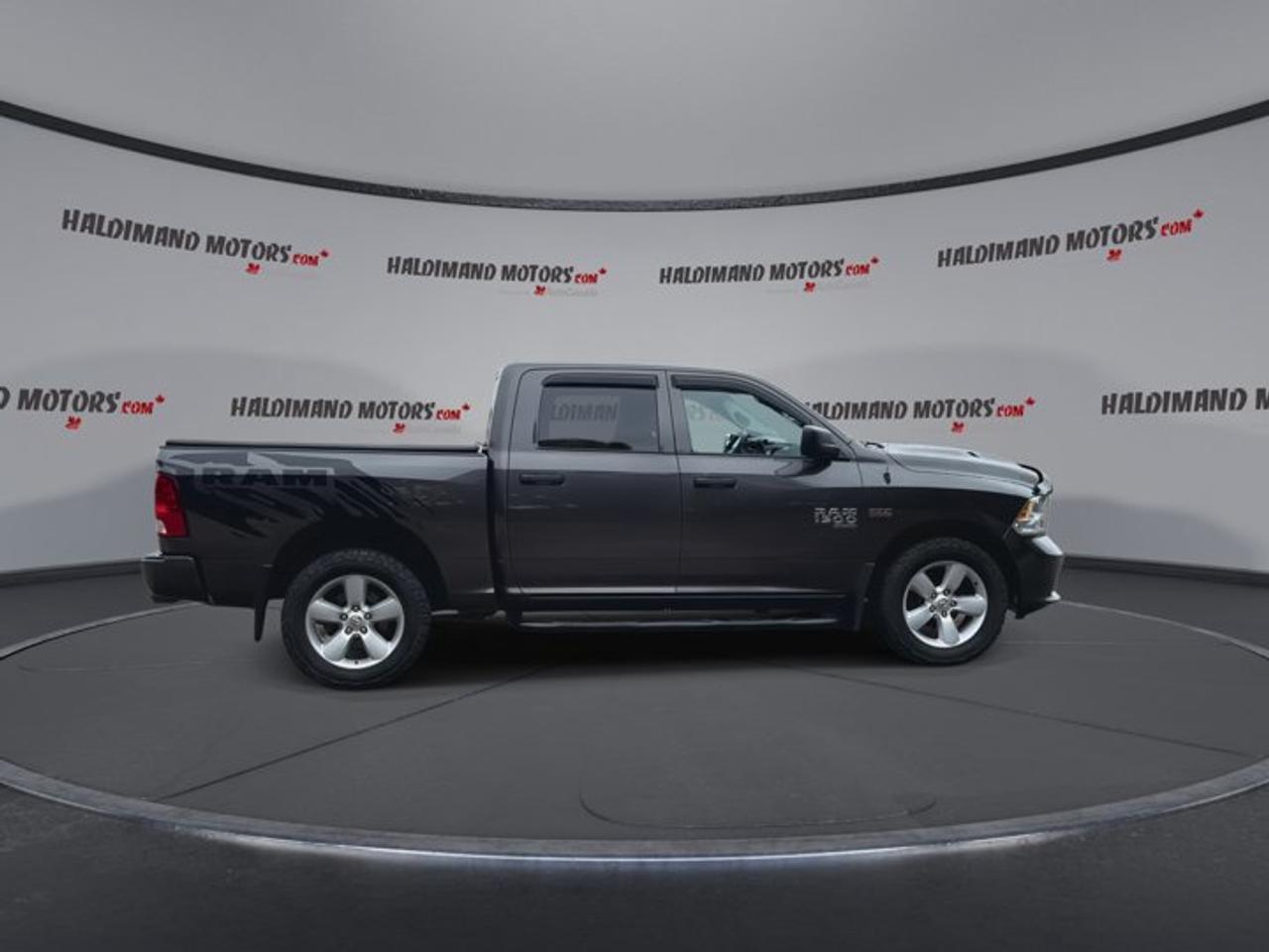 2022 RAM 1500 Classic Express Crew Cab 5'7 Box 4x4 | One Owner | No Accidents Photo