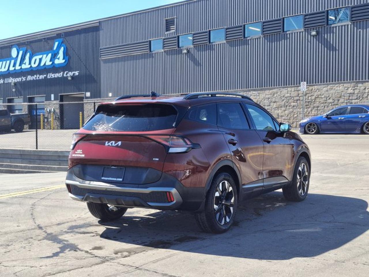2023 Kia Sportage X-Line Limited AWD | Leather | Pano Roof | Heated Seats + Steering | Cooled Seats | and More ! Photo