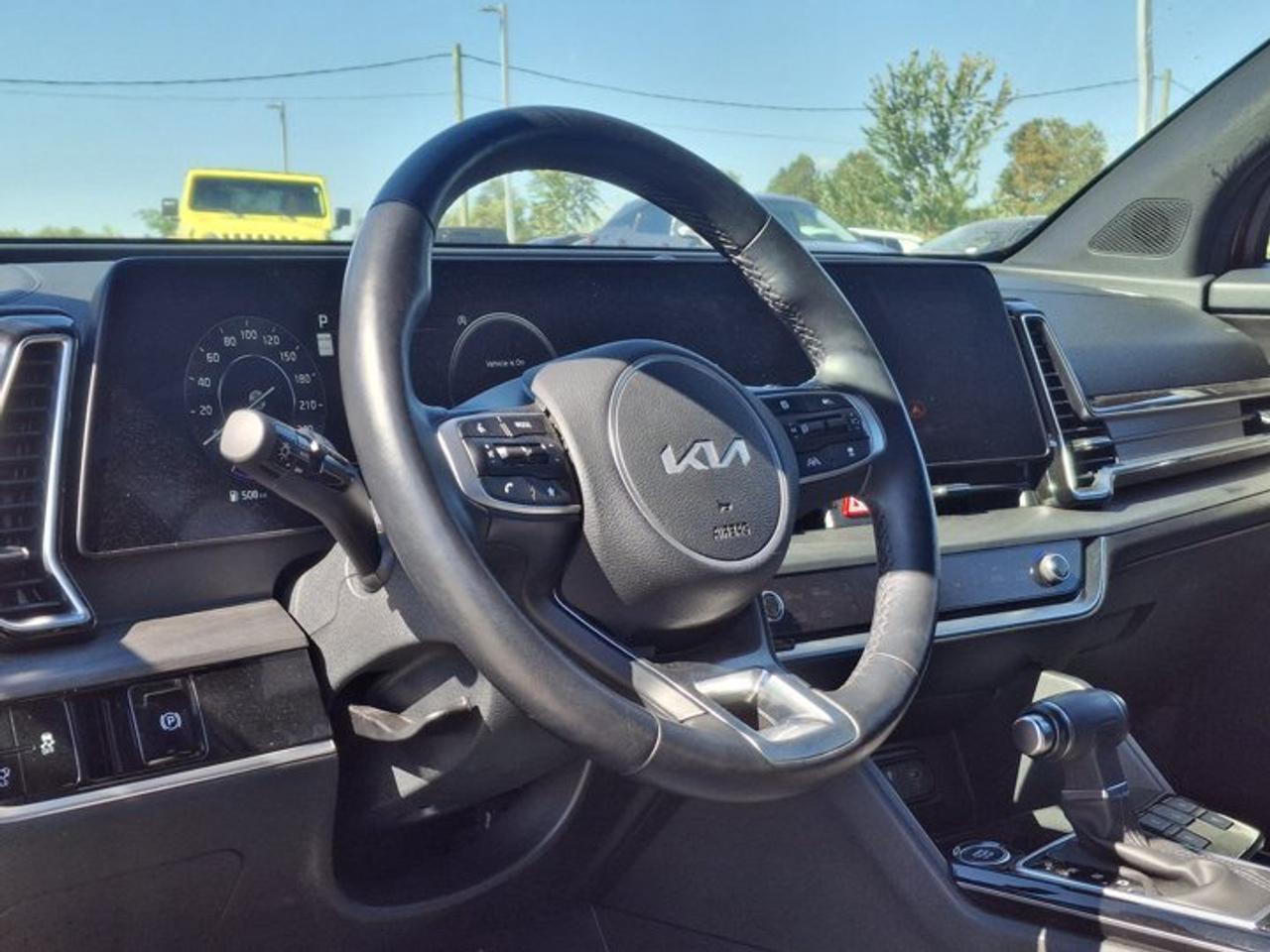 2023 Kia Sportage X-Line Limited AWD | Leather | Pano Roof | Heated Seats + Steering | Cooled Seats | and More ! Photo