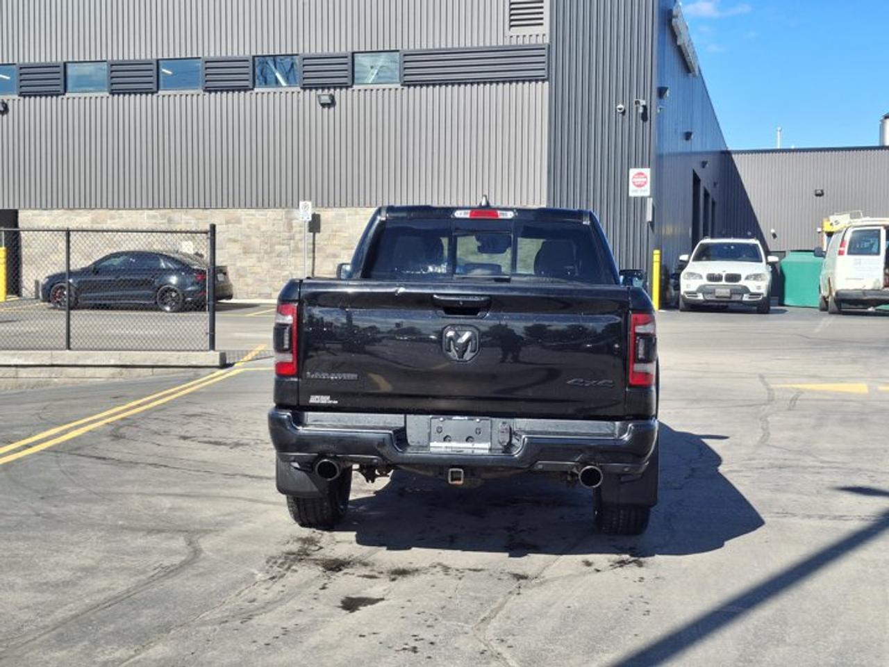 2022 RAM 1500 Laramie Crew 4x4 | 5.7L Hemi | Night Edition | 12" Display | Leather | Heated + Cooled Seats & More! Photo