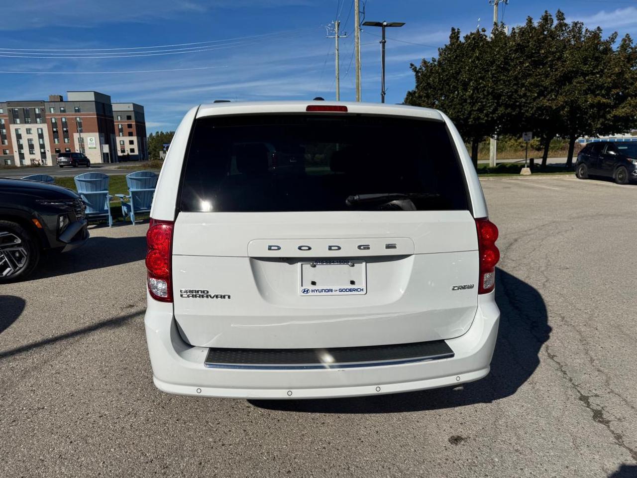 2020 Dodge Grand Caravan CREW PLUS 2WD Photo