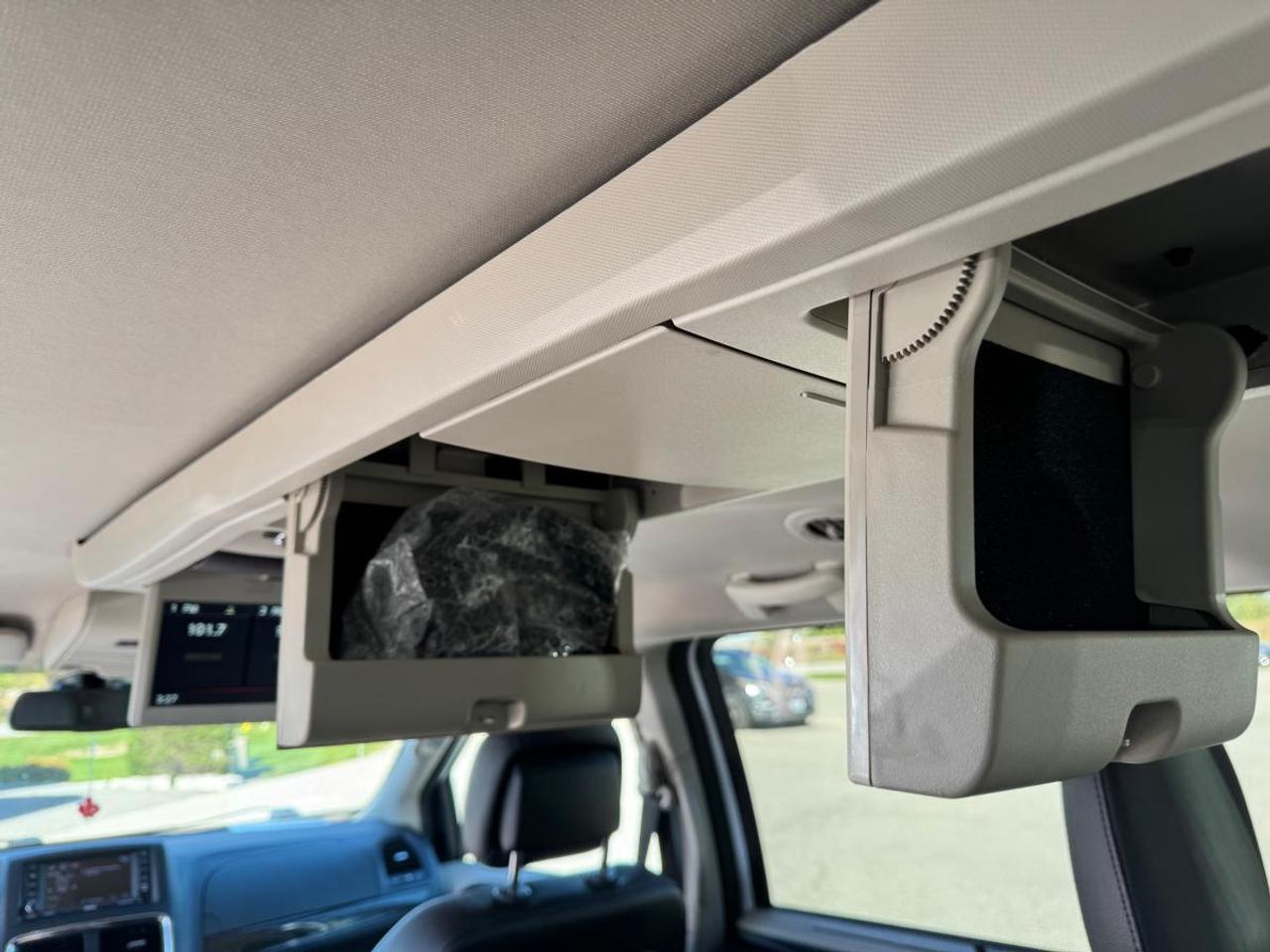 2020 Dodge Grand Caravan CREW PLUS 2WD Photo