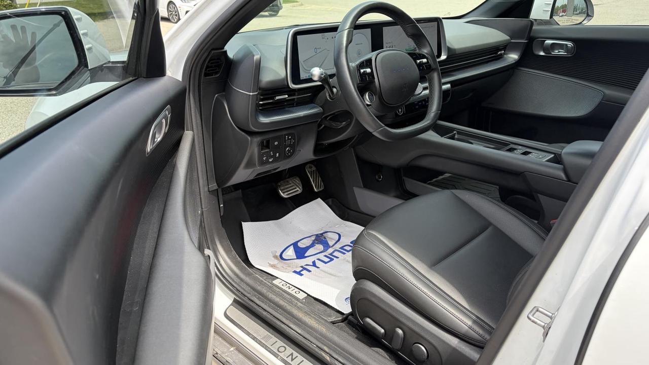 2024 Hyundai IONIQ 6 Preferred AWD Long Range w/Ultimate Pkg Photo