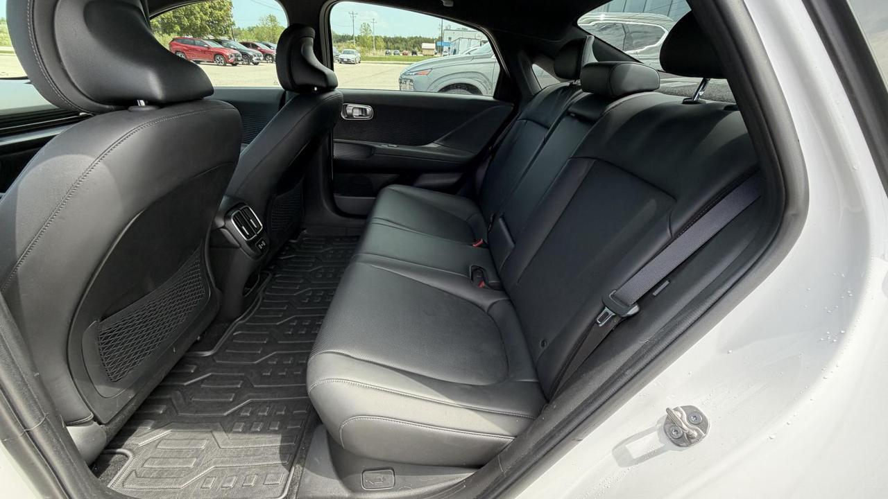 2024 Hyundai IONIQ 6 Preferred AWD Long Range w/Ultimate Pkg Photo