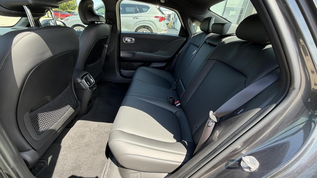 2024 Hyundai IONIQ 6 Ult Pre Photo