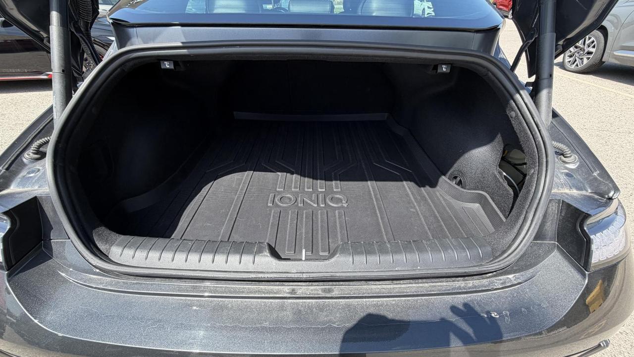 2024 Hyundai IONIQ 6 Ult Pre Photo