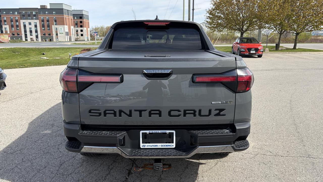 2022 Hyundai Santa Cruz Ultimate AWD Photo