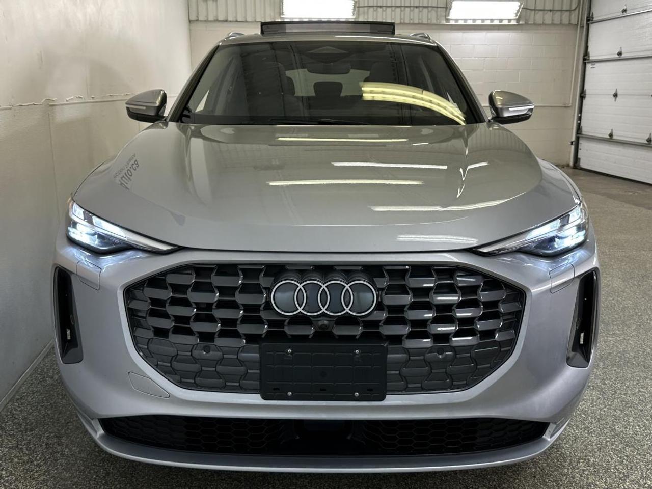 2025 Audi New Q5 2.0T QUATTRO/34KM/LEATHER/PANOROOF/NAVI/ MUCH MORE! Photo5