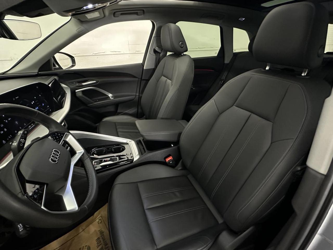 2025 Audi New Q5 2.0T QUATTRO/34KM/LEATHER/PANOROOF/NAVI/ MUCH MORE! Photo