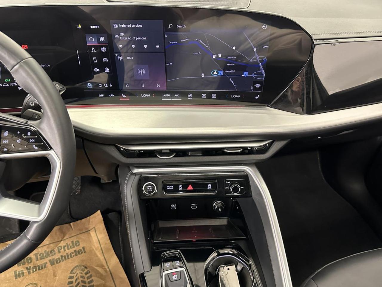 2025 Audi New Q5 2.0T QUATTRO/34KM/LEATHER/PANOROOF/NAVI/ MUCH MORE! Photo