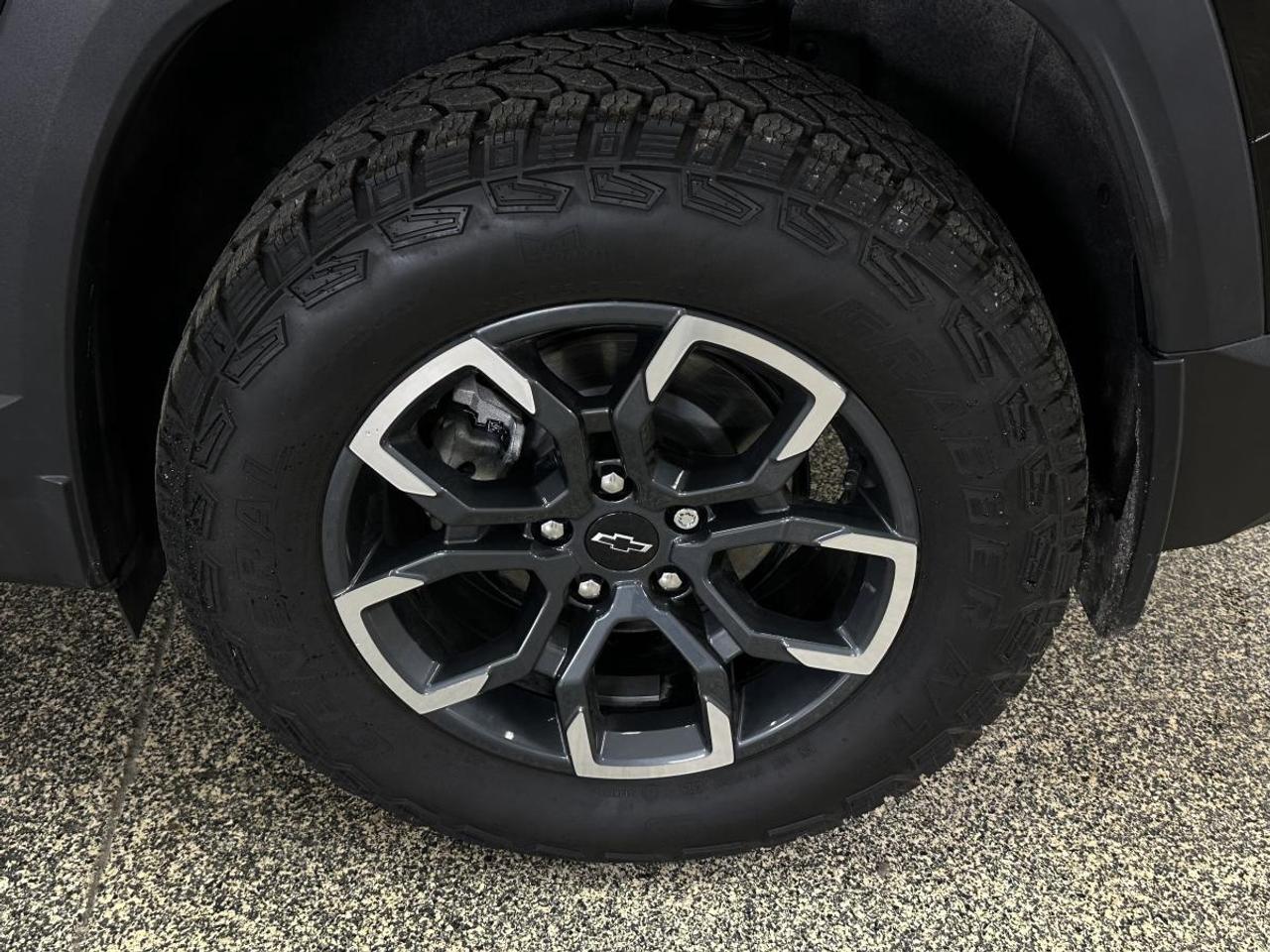 2026 Chevrolet Equinox ACTIV/AWD/6700KM/TWO TONE TAN LEATHER/NAVI/MORE! Photo