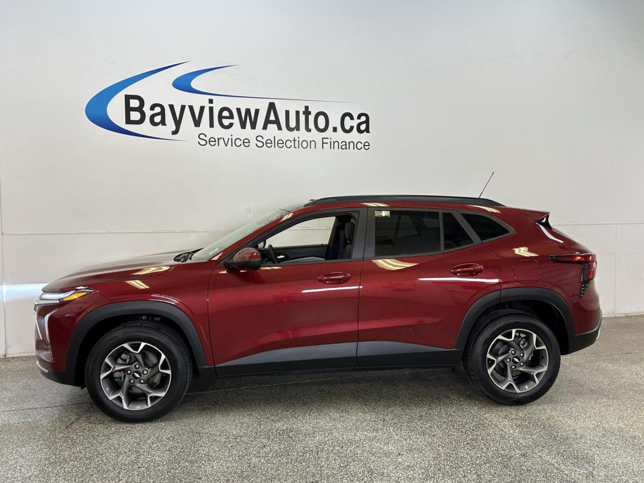 2025 Chevrolet Trax LT/11,866KM/SUNROOF/OFF GMAC LEASE! Photo3