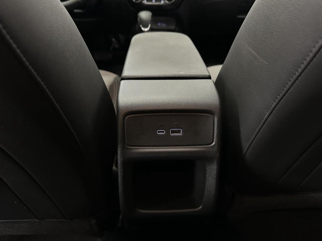 2025 Chevrolet Trax LT/11,866KM/SUNROOF/OFF GMAC LEASE! Photo