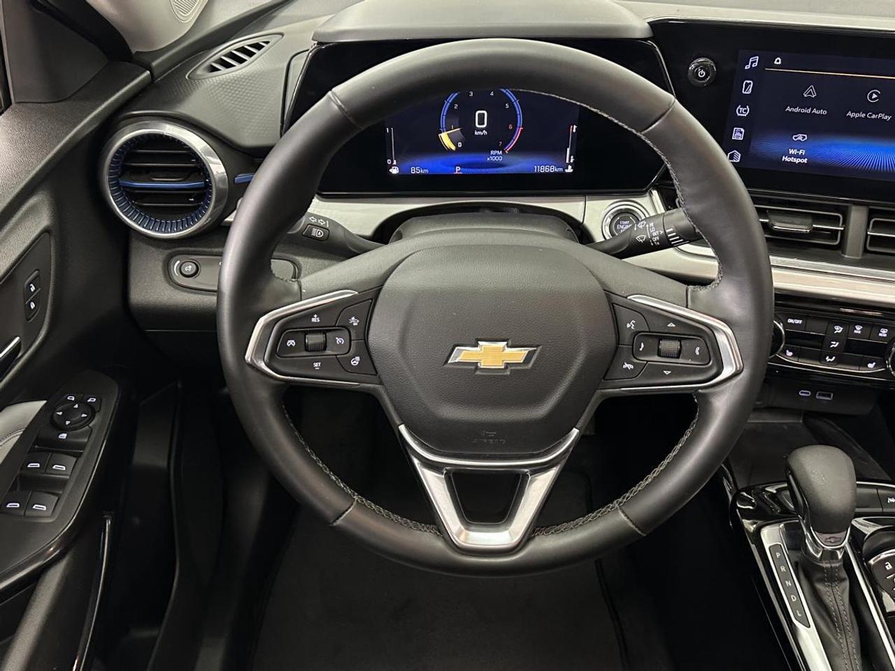 2025 Chevrolet Trax LT/11,866KM/SUNROOF/OFF GMAC LEASE! Photo