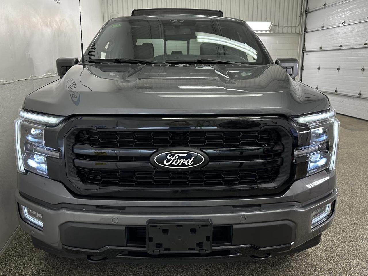 2024 Ford F-150 Lariat LARIAT/HYBRID/4WD/PANOROOF/LEATHER/NAVI/1 OWNER FORD LEASE! Photo
